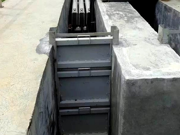 叠梁闸门 叠梁闸门